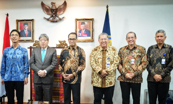 Bertemu Dubes Baru Jepang, Menhub Bahas Proyek MRT Jakarta, Pelabuhan Patimban, dan Proving Ground Bekasi