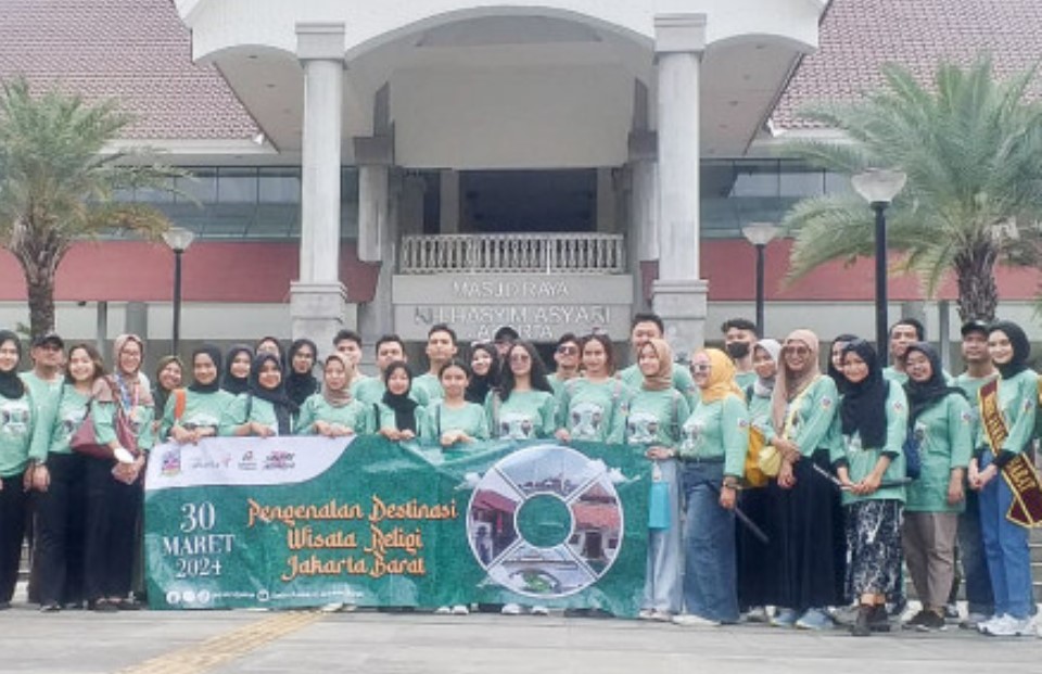 Sudin Parekraf Adakan Jelajah Destinasi Wisata Religi di Jakarta Barat