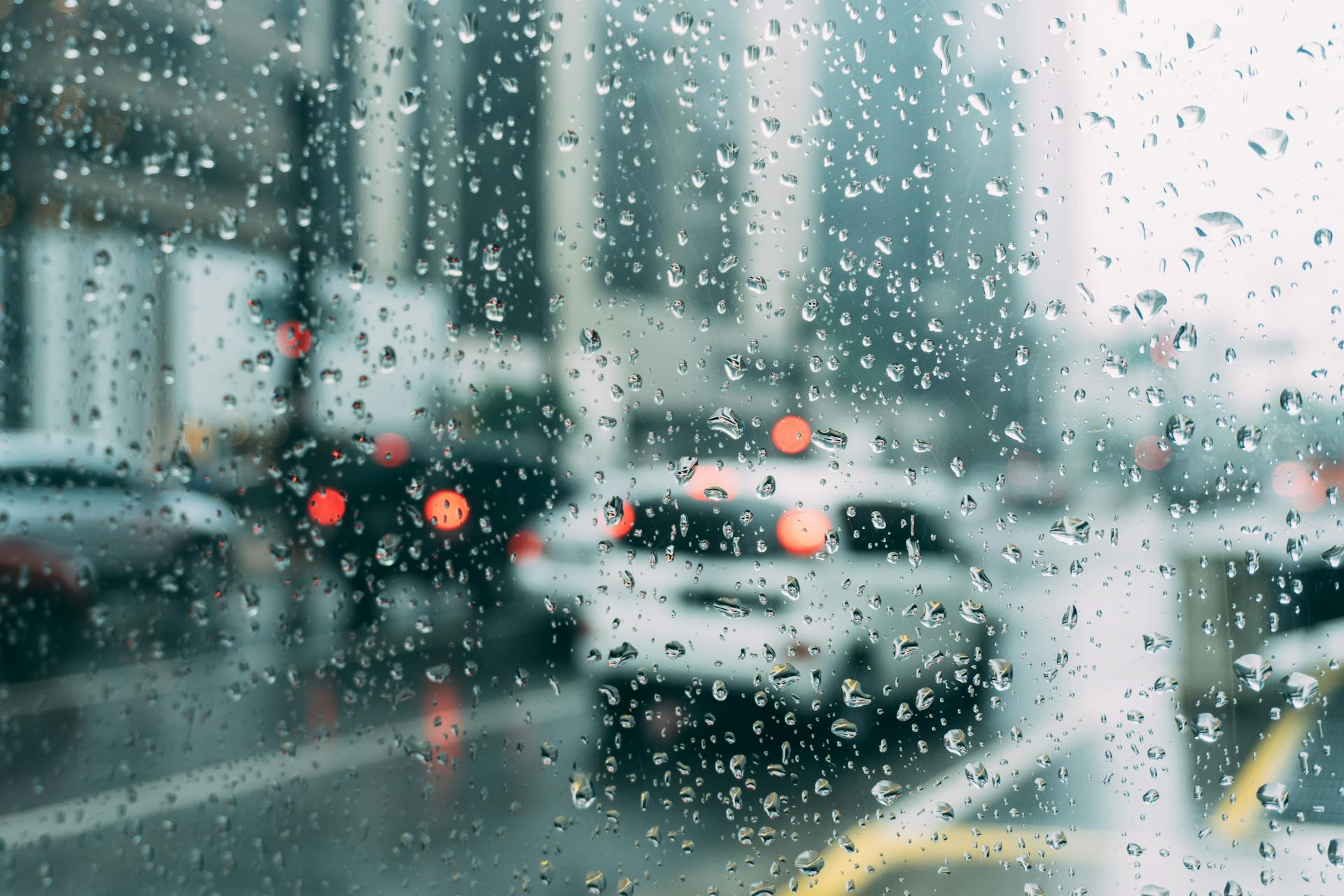 Prakiraan Cuaca Jakarta Hari ini 8 Mei 2024: Potensi Hujan Ringan Disertai Petir