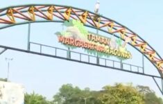 Rekreasi Taman Margasatwa Ragunan Dibanjiri 26.000 Pengunjung Saat Liburan Akhir Pekan ini