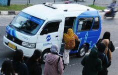 PT Transportasi Jakarta Tindak Tegas Sopir Mikrotrans, Penyebab Siswi Jatuh saat Turun Mobil