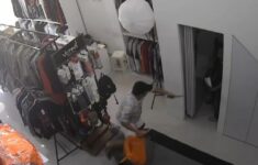 Viral! Seorang Pria Lancarkan Aksi Perampokan Toko Pakaian dan Perhiasan di Kawasan PIK 2, Tangerang