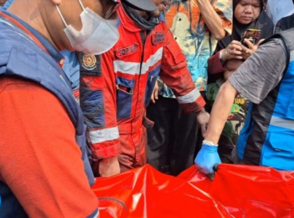 Ditemukan Lima Korban Tewas di Kamar Mandi pada Kebakaran Gudang Perabot di Jatiasih, Bekasi