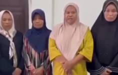 Ibu-Ibu DI Sulsel Tenggak Miras Depan Anak-Anak