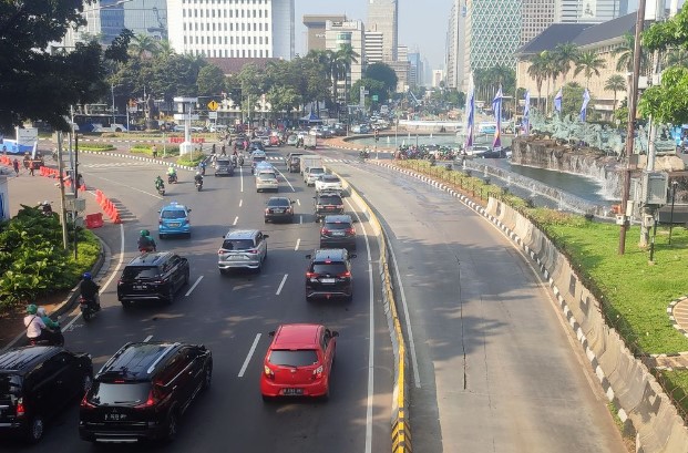 Situasi Lalu Lintas Terpantau Ramai Lancar Jelang Aksi Unjuk Rasa KSPI di Jakarta