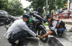 703 Pengendara Motor Terciduk Langgar Aturan Lalu Lintas di Jakarta Selatan