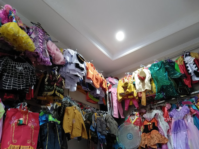 Tempat Sewa Baju Adat di Jakarta 