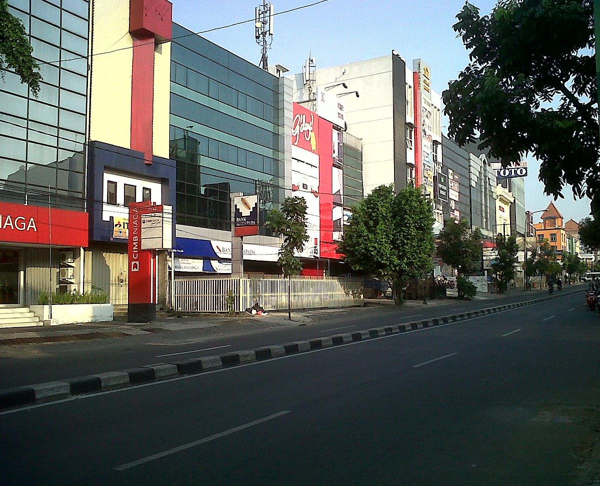 Lapangan Tempat Belajar Mobil di Jakarta