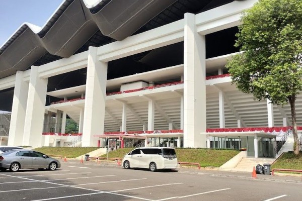 Lapangan Tempat Belajar Mobil di Jakarta