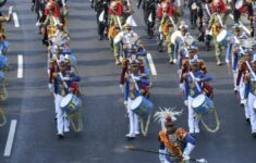 Pasukan Berkuda dan Marching Band Iringi Kirab Bendera Pusaka dari Monas ke Halim Perdanakusuma