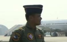 Terbangkan Simbol Negara, Pilot TNI AU Bangga Bawa Bendera Pusaka dan Teks Proklamasi ke IKN