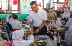 Pemprov DKI Kembali Gelar Uji Coba Makan Bergizi Gratis Murid SD Demi Turunkan Angka Stunting