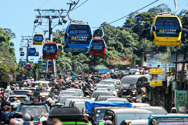 Sandiaga Kebut Proyek Kereta Gantung di Puncak Bogor, Tuntas Atasi Macet Parah