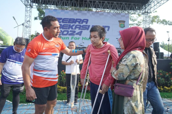 Polres Metro Bekasi Gelar Lomba Zebra Run 2024, Sumbangkan Hasil Amal bagi Kaum Dhuafa