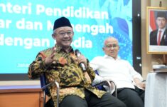 Menteri Pendidikan Fokus Peningkatan Kesejahteraan Guru dan Janjikan Naik Gaji