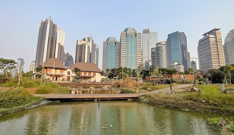 Tempat Wisata Dekat Stadion GBK 