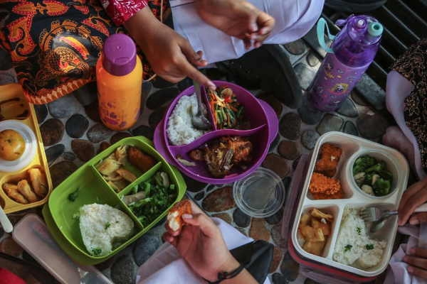 Minta Gandeng Produsen di Program Makan Sehat Gratis Jakarta, Pengamat Fokus Kualitas Gizi