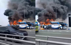 Kebakaran Bus di Jakarta Timur, Api Marah Lahap Setengah Badan Kendaraan