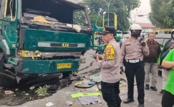 Sopir Truk Pasir Tersangka Kecelakaan di Tangerang Positif Narkoba, Warga Marah Truk Dirusak