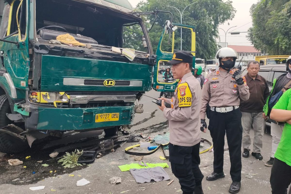 Sopir Truk Pasir Tersangka Kecelakaan di Tangerang Positif Narkoba, Warga Marah Truk Dirusak