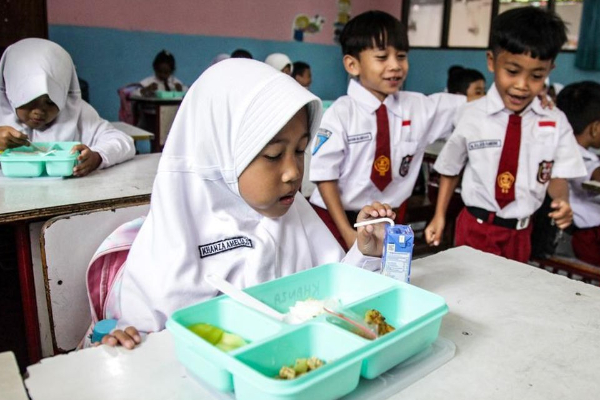 Jadwal Pembagian Makan Gratis Paud sampai SMA, Berlaku Januari 2025