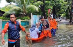 Antisipasi Banjir Jakarta, BPBD DKI Siagakan 267 Petugas Cek Sarana Prasarana di Titik Rawan