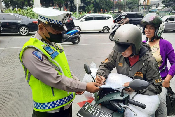 Polri Terapkan Sertifikasi Khusus bagi Polisi yang Tilang Pengendara, Ini Syarat Terbaru