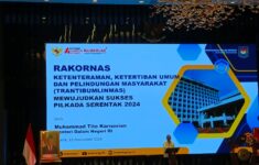 Mendagri Tito Karbavian membuka Rakor Trantibumlinmas kesiapsiagaan Pilkada Serentak 2024. (Ist)