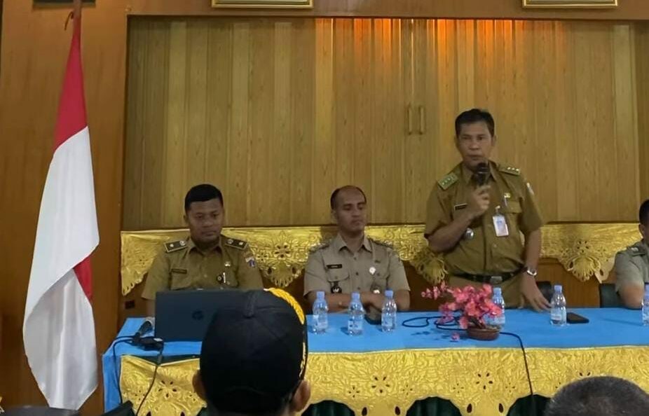 Camat Cengkareng dan Lurah Rawa Buaya Pimpin Serah Terima Jabatan Sekretaris Lurah dan Kasie Pemerintahan