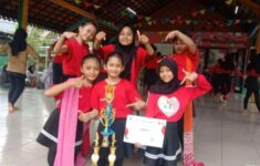 Sanggar Tari Novi Raih Juara 1 di Lomba Tari Tradisional Se-Jakarta Barat