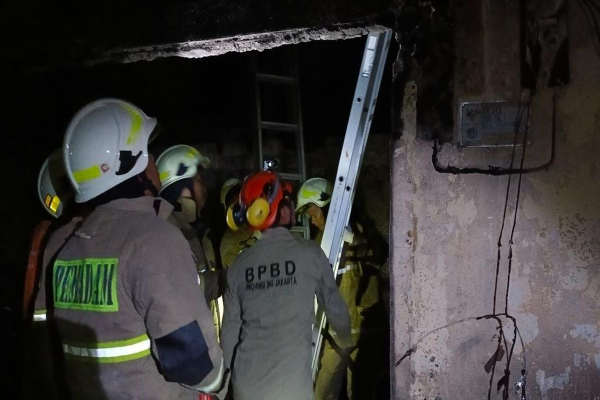 Warung Bensin di Tanjung Priok Terbakar, Diduga Korek Milik Pembeli Jadi Penyebab