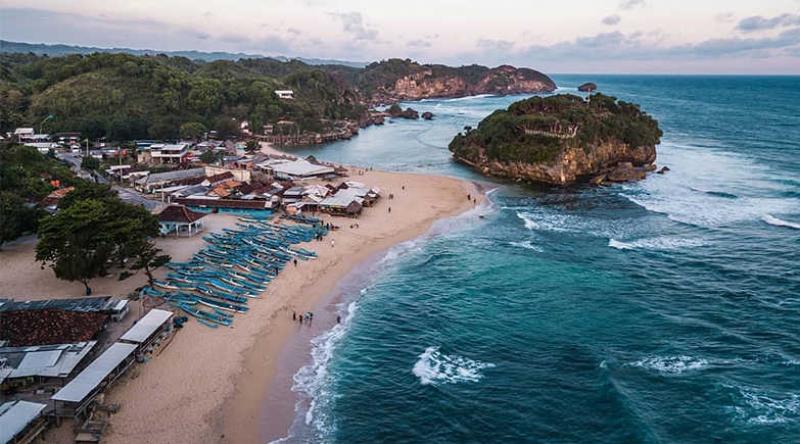 Wisata Jogja View Panorama Pantai untuk Liburan Nataru 2024-2025