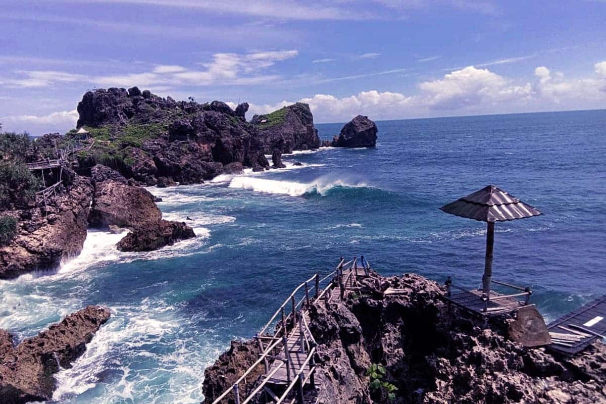 Wisata Jogja View Panorama Pantai untuk Liburan Nataru 2024-2025