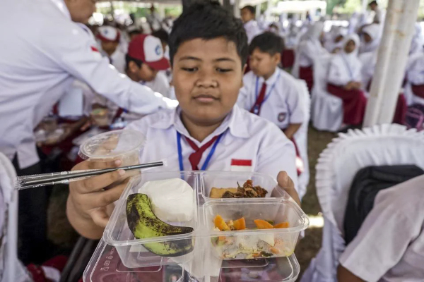 Program Makan Bergizi Gratis di Jakarta Fokus pada Siswa Sekolah, Tak Disalurkan untuk Guru