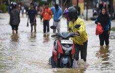 Banjir di Kalimantan Barat, Air Meluas Hingga Rendam 11 Kecamatan