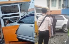 Gegara Salah Injak Pedal, Mobil Tabrak Pos Parkir Margonda Residence di Depok