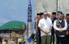 Didampingi Ust. Adi Hidayat, Ternyata ini Sosok Rahasia yang Bangun Masjid Atap Baret TNI dan Menara Amunisi di Pangandaran