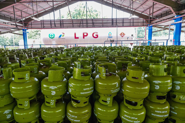 Pemerintah Sebut Pengecer Dilarang Jual LPG 3 Kg, Nasib Pengusaha Kecil Terancam Bangkrut