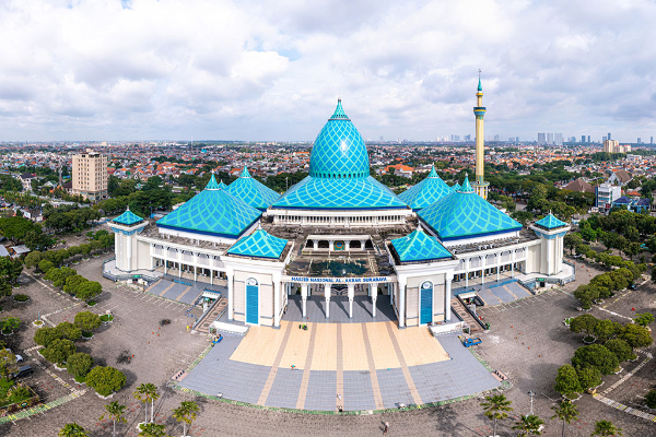 Jadwal Buka Puasa Maghrib Surabaya Hari Ini, 1 Maret 2025