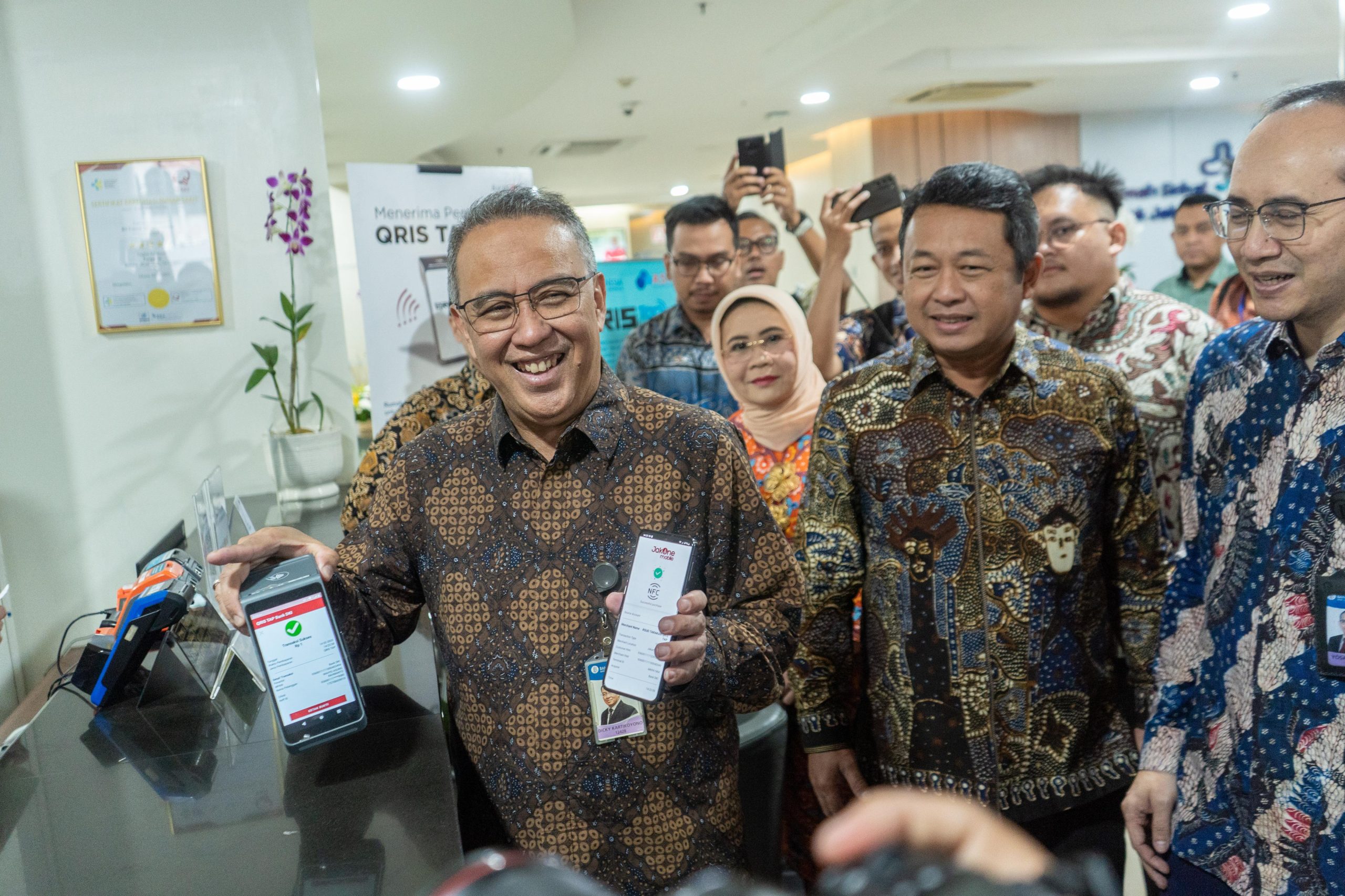 Bayar Layanan Kesehatan di RSUD Tarakan Bisa Pakai QRIS Tap NFC Lewat JakOne Mobile Bank DKI