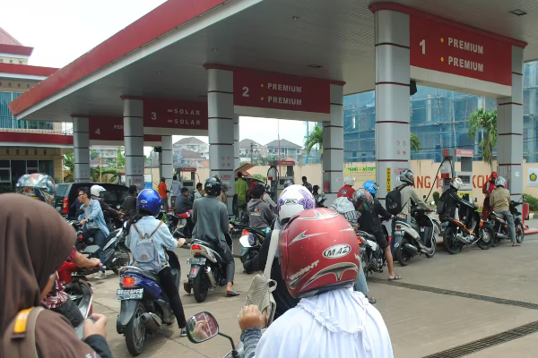 Pajak Bahan Bakar Kendaraan Pribadi di Jakarta Resmi Turun Jadi 5 Persen, Ternyata ini Tujuannya