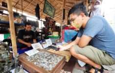 Tempat Jual Beli Uang Kuno di Jakarta