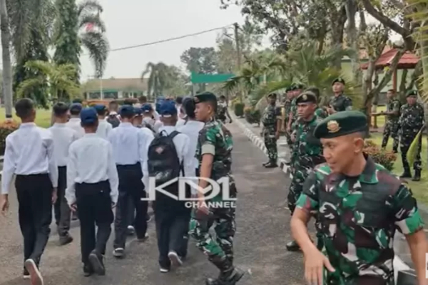 Siswa di Purwakarta Dikirim ke Barak Militer, Bupati: Orang Tua Sudah Menyerah, Negara Harus Hadir