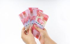 Syarat Dapat Bantuan Subsidi Upah 2025, Khusus Karyawan Gaji Rp3,5 Juta ke Bawah, Jangan Sampai Ketinggalan!
