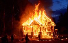Kronologi Nenek Tewas Terbakar dalam Rumah di Makassar, Diduga Dibakar Cucu Sendiri