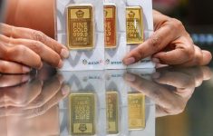 Harga Emas Antam Naik Signifikan Jumat, 30 Mei 2025