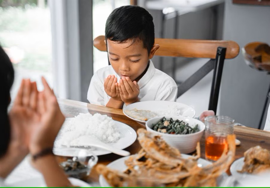 Bolehkah Menggabungkan Puasa Qadha Ramadhan dengan Puasa Sunnah Tarwiyah dan Arafah