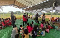 Korban Kebakaran di Penjaringan Bangun Tenda Pakai Terpal dan Spanduk, Aroma Hangus Masih Tercium