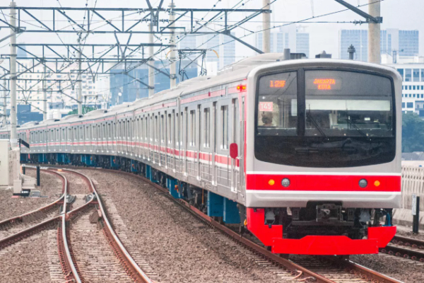 Tragis! Pria Dihantam Commuter Line di Kalideres Saat Menyeberang Rel, Meninggal di Tempat
