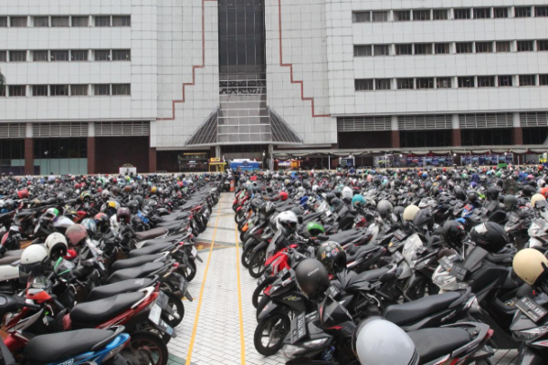 Rencana Kenaikan Tarif Parkir Jakarta, Pramono Anung Beberkan Skema dan Alasannya